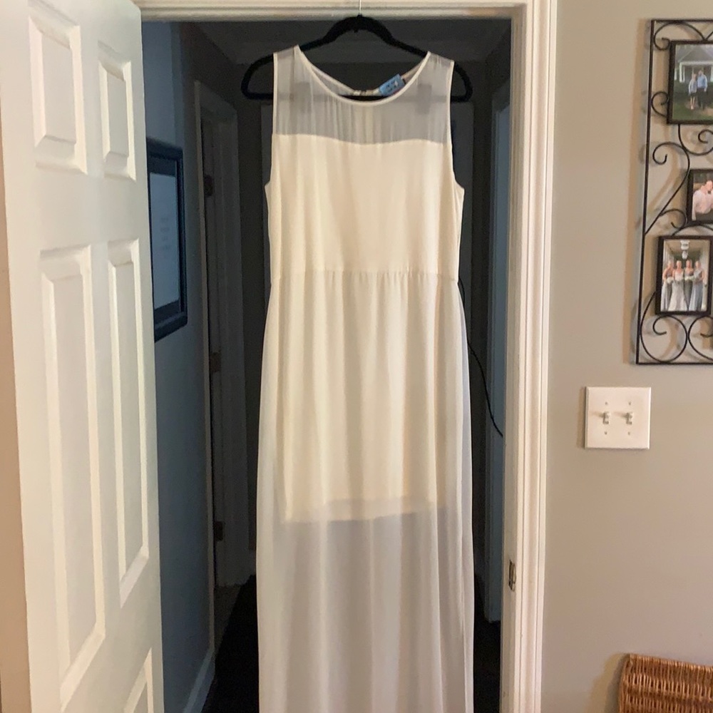White maxi dress, sheet at bottom and top!